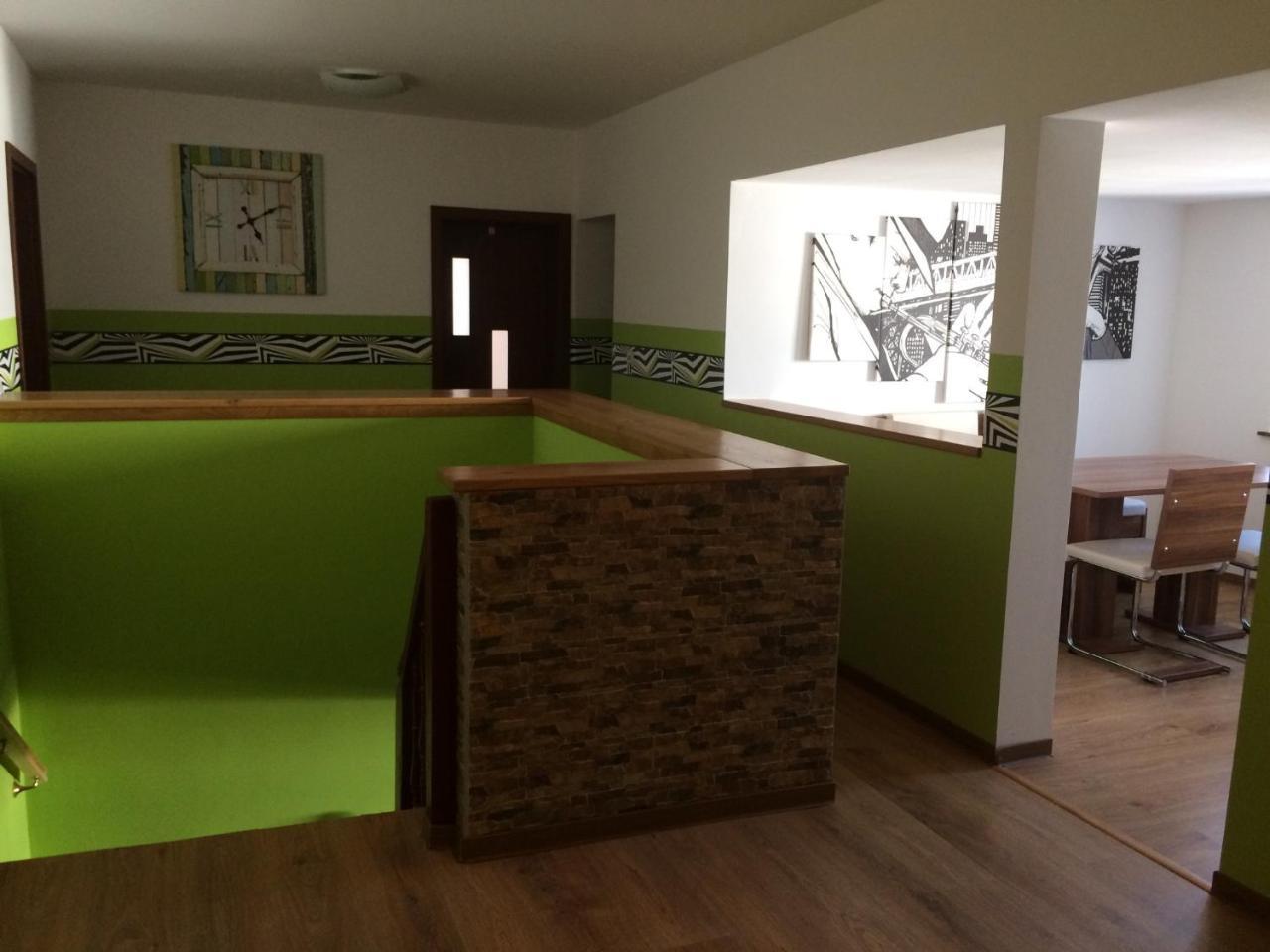 Pension Zum Alten Gasthaus Haensel Krauschwitz Extérieur photo